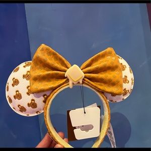 Mickey waffle ears